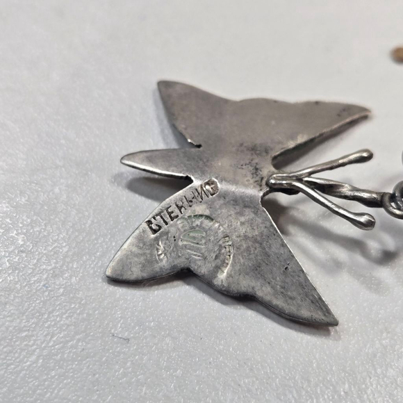 Sterling Silver Butterfly Clip-On Earrings Screwback Abalone Shell Inlay Dainty - Picture 4 of 7